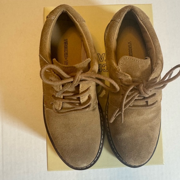 Kids shoes size 11.5 - Picture 2 of 4